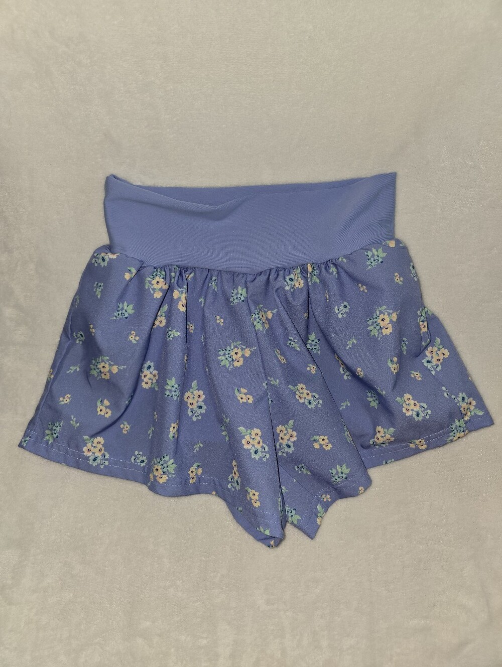 Old Navy Girls Floral Active Shorts M